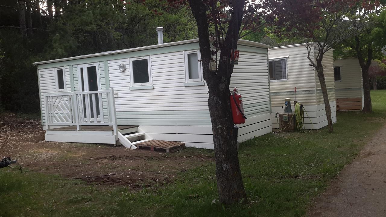 Camping Du Lac Saint-Julien-du-Verdon Eksteriør bilde