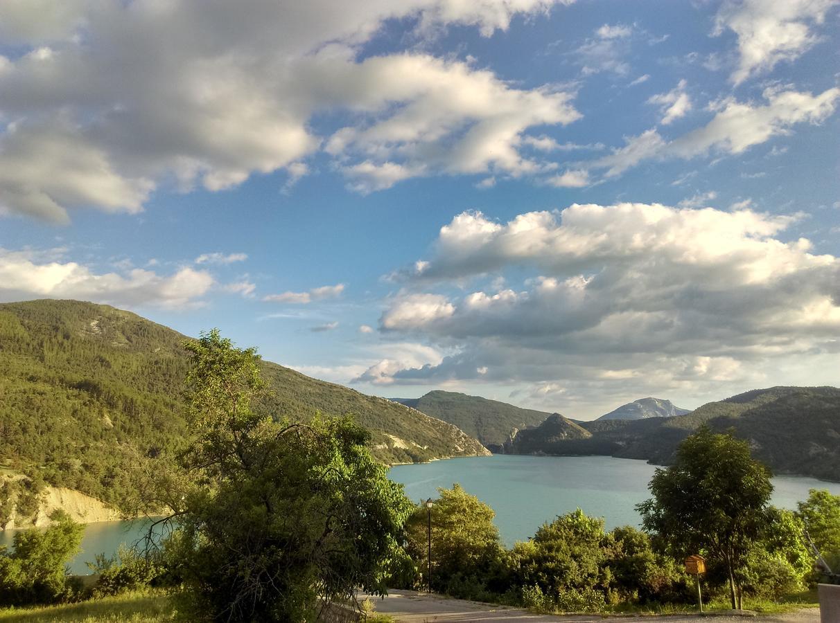 Camping Du Lac Saint-Julien-du-Verdon Eksteriør bilde
